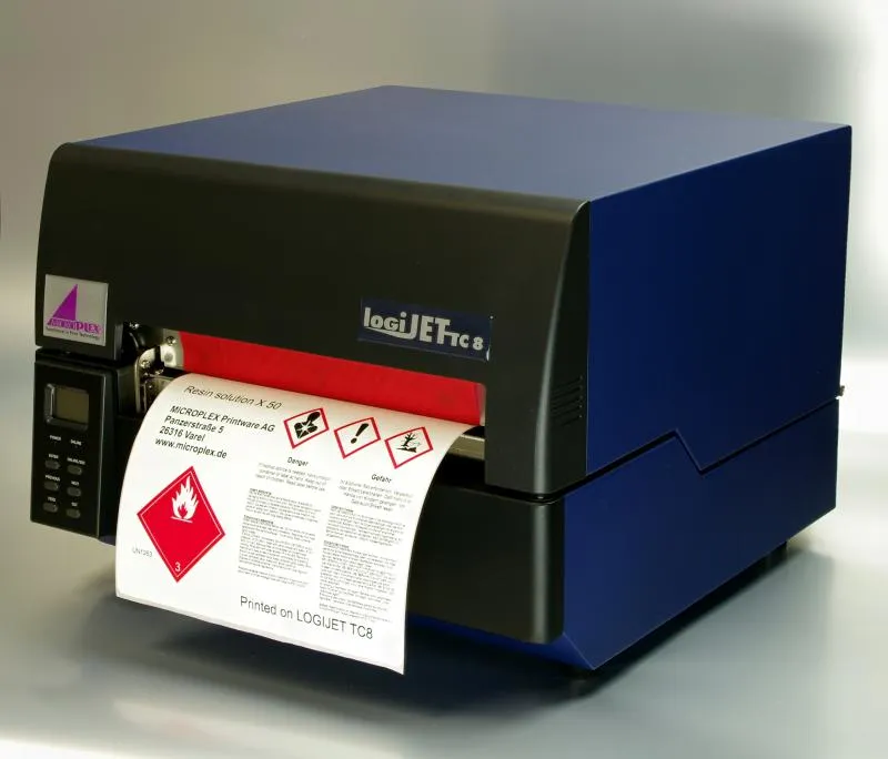 De 2 kleuren thermische labelprinter LOGIJET  TC8  van Microplex is uitermate geschikt voor het produceren van gevaaretiketten (GHS labels)